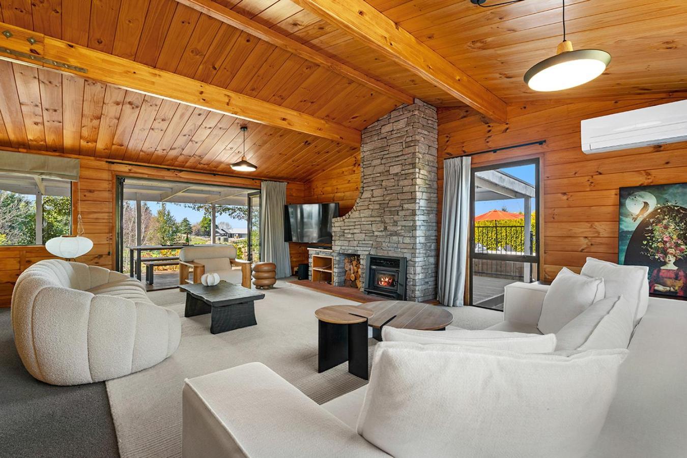 Mountviews Lodge Tauposjön Exteriör bild